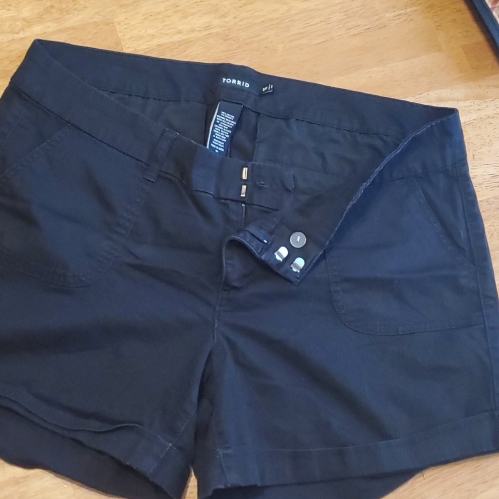 Torrid black shorts midi